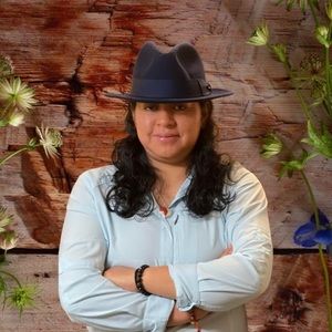 Meet your Posher, Teresa